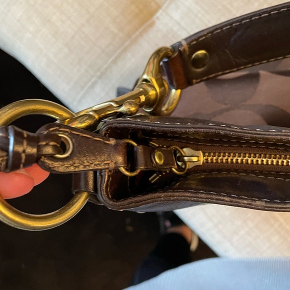 Coach Shoulder Bag - Picture 4 of 10